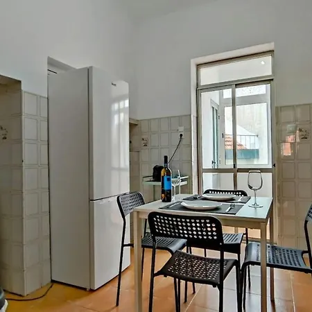 Central Apartment Lägenhet *